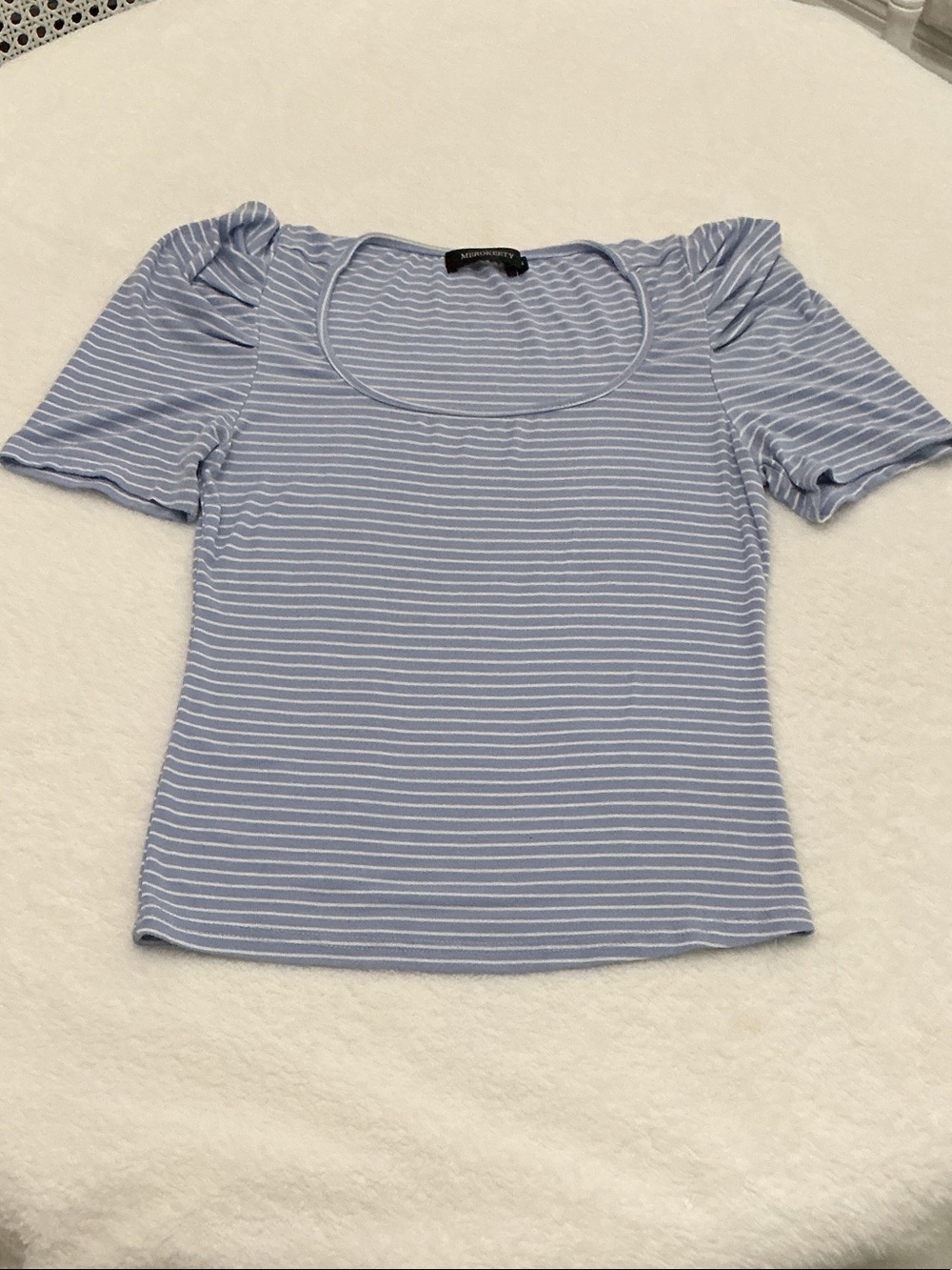 Merokeety Blue & White Striped Scoop Neck Puff Sleeve Top